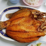 เมนูของร้าน เจ๊แฝด