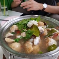 เมนูของร้าน เจ๊แฝด