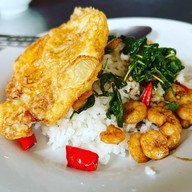 เมนูของร้าน กระเพรากุ้งกระต่อม (กะต่อม)