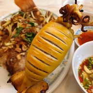 ปลาหมึกย่าง / หมึกย่าง / กุ้งเผา พระเจ้าจอร์จ