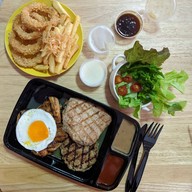 เมนูของร้าน Hungry Nerd Steak &  Pasta ราชเทวี