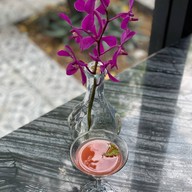 NYE Caféstaurant โรงแรมอำแดง