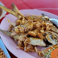 แหลมสักซีฟู๊ด