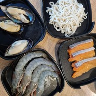 Penguin Eat Shabu สาขาสะพานควาย