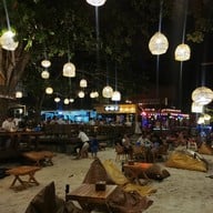 หน้าร้าน Silver Sand