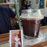 เมนูของร้าน นุดแวะร้านเลาก่อน เลามี (กาแฟสด,ชานม,นมสด,ขนมปังปิ้ง,ครอฟเฟิล)