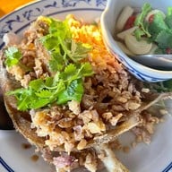 บ้านริมน้ำ