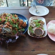 เมนูของร้าน ครัวตะเกียง