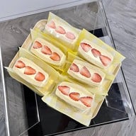 Seoul R cafe and space