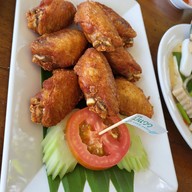 เมนูของร้าน Me Waew Cafe And Bistro
