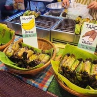 บรรยากาศ ข้าวเหนียวมูน พุ่มหิรัญ ตลาดนัดสัมมากร