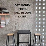 Seoul R cafe and space