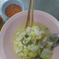 ราดหน้ายอดผักบางพลัด