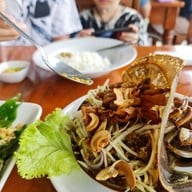 สวนอาหารเกาะยอ เดอ ลากูน