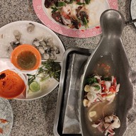 เมนูของร้าน ลุงแว่น ซีฟู้ด