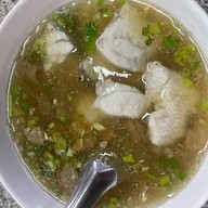 ข้าวต้มปลา ครัวบ้านเจ๊ใหญ่