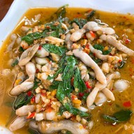 เมนูของร้าน ร้านแดงอาหารทะเล(เจ้าเก่า)แม่อี้ด