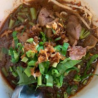 ก๋วยเตี๋ยวเรือขึ้นบก (ตลาดบางบัวทอง)