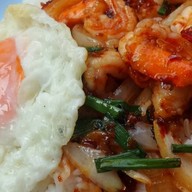 กะทะเจ๊นิด ตลาดเพชรพลอย