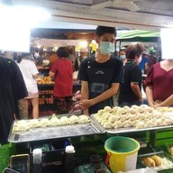 เกี๊ยวซ่าสูตรไดมารู(นกเกี๊ยวซ่าไดมารูเจ้าเก่าวัดม่วง)Booth Event อาหารถูกใจฝากกด❤️และรีวิวให้ด้วยนะคะเพื่อสะดวกในการสั่งครั้งถัดไป(ขอบคุณค่ะ)