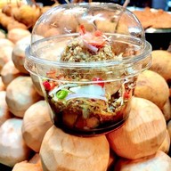 สามสหายมะม่วงน้ำปลาหวาน