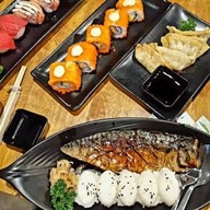 เดย์ลี่ โดนัท DAILY DONUTS เดย์ลี่ โดนัท DAILY DONUTS  สาขาซอยเสือใหญ่อุทิศ