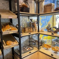 Papauno Viennoiserie & Bistro