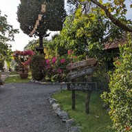 หน้าร้าน ครัวเจ๊น้อย