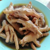 ก๋วยเตี๋ยวชายทุ่งน้ำฟ้า