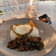 เมนูของร้าน Azure Bar & Restaurant @InterContinental Huahin