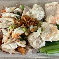 เมนูของร้าน ฟู่ บะหมี่ปู เกี๊ยวกุ้ง หมูแดง หมูกรอบ รัชดาภิเษก-ท่าพระ