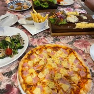 The Pappa Pizza and Steak ลำปาง