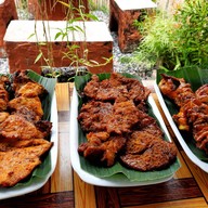 ตำแซ่บจารู by ชาชูเชะ พิกัดร้านตรงข้ามสนามกีฬาจารูใน