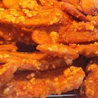 กล้วยทอดติดกลอย เห้ย! อร่อยเฉย