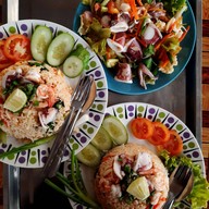 ตำแซ่บจารู by ชาชูเชะ พิกัดร้านตรงข้ามสนามกีฬาจารูใน