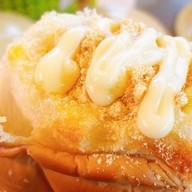 ขนมปังปิ้งเตาถ่าน ปอ อัง ปัง