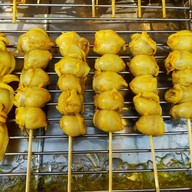 ปลาหมึกย่างเยาวราช By พลอย ข้างกระทรวงพาณิชย์