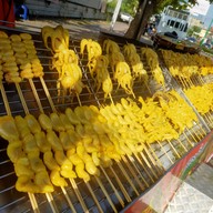 ปลาหมึกย่างเยาวราช By พลอย ข้างกระทรวงพาณิชย์