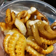 ปลาหมึกย่างเยาวราช By พลอย ข้างกระทรวงพาณิชย์