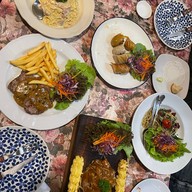 The Pappa Pizza and Steak ลำปาง