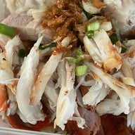 เมนูของร้าน ฟู่ บะหมี่ปู เกี๊ยวกุ้ง หมูแดง หมูกรอบ รัชดาภิเษก-ท่าพระ