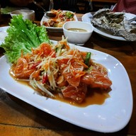 ครัวเชฟแซน ส้มตำ ไก่ย่าง เมี่ยงปลาเผา