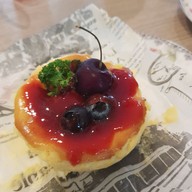 Retro Cafe Halal