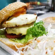 บังยิ้มสเต็กฮาลาล