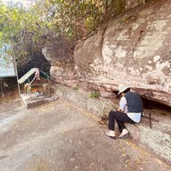 วัดเขาจอมทอง