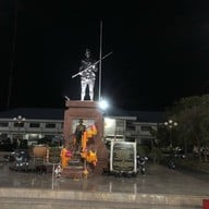 อนุสาวรีย์ขุนสรรค์