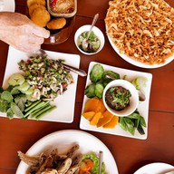 เมนูของร้าน ครัวนุชา เชียงคานฮิลล์รีสอร์ท