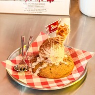 SCOOPS ME UP ปั้ม ปตท.โรจนะ อยุธยา