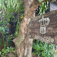 Retro Cafe Halal