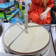 เครป100ไส้ by เครปรถโฟล์ค กาดหลวง